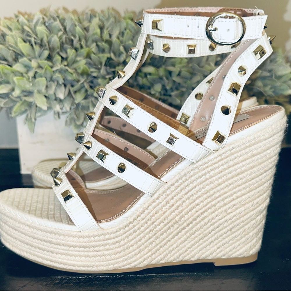 Steve Madden Scout Cage Studded Espadrille Wedge Sandal (Women) - Size 7